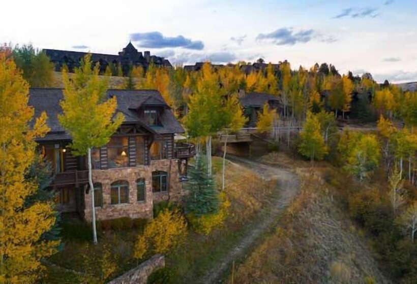 Snowberry By Elevation Accommodations