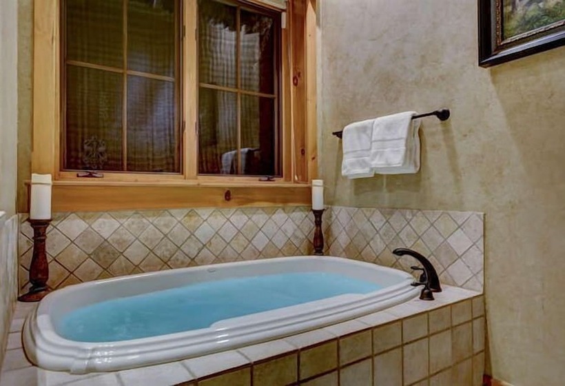 Snowberry By Elevation Accommodations