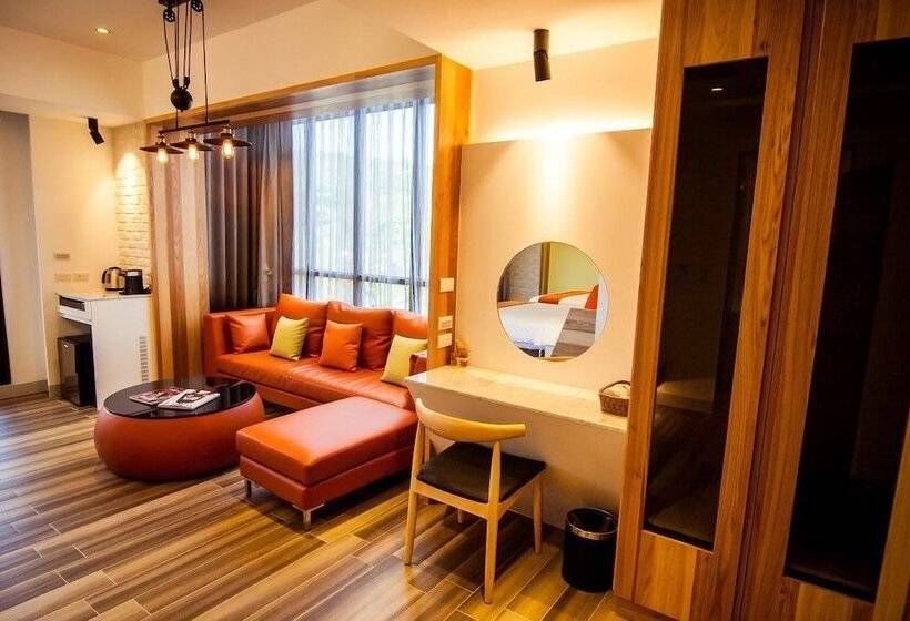 تختخواب و صبحانه Siangge Chuanfan Rock Resort