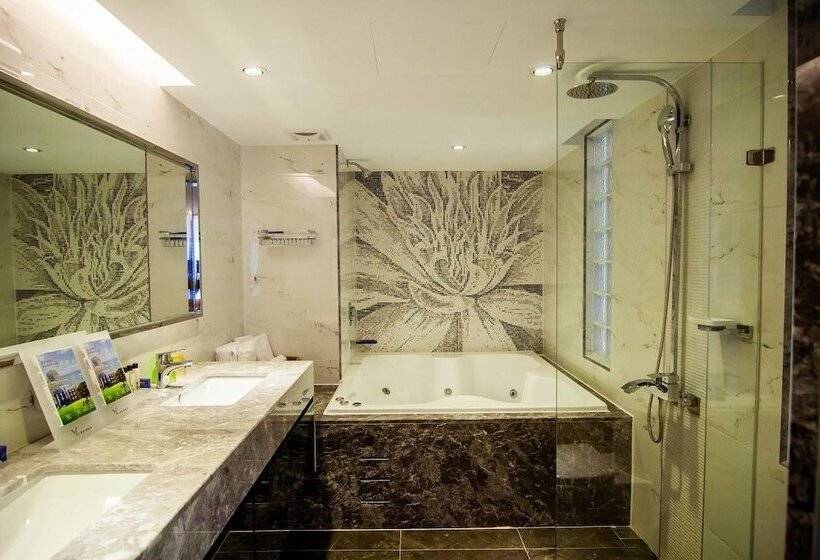 تختخواب و صبحانه Siangge Chuanfan Rock Resort