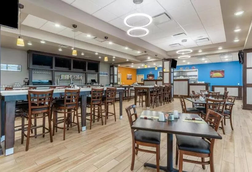 Hotelli Holiday Inn & Suites   Jefferson City, An Ihg