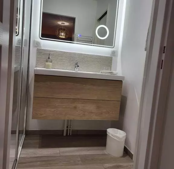 ペンション La Maison Des Vignes