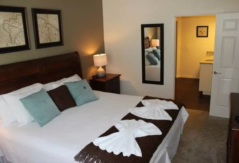 Aco63670   Lucaya Village   3 Bed 2 Baths Townhouse