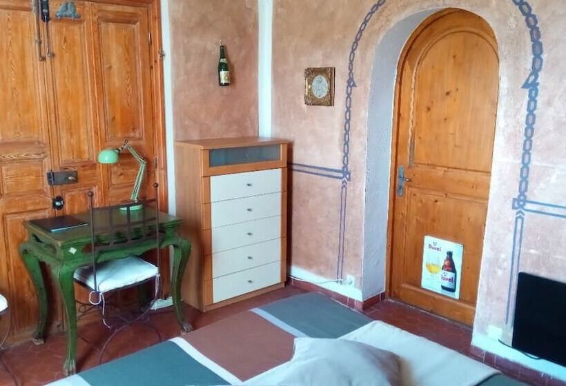 مبيت وإفطار Au Brabo