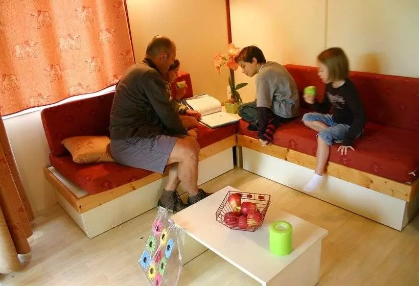 ホテル Le Hameau Saint Martial