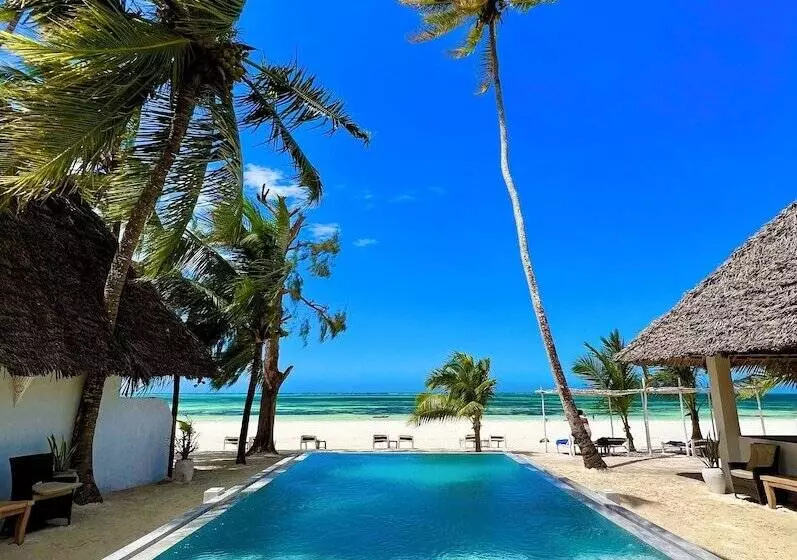 Hotelli White Dream Lodge & Restaurant