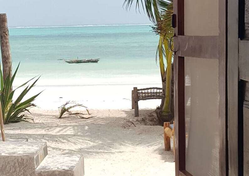 酒店 White Dream Lodge & Restaurant