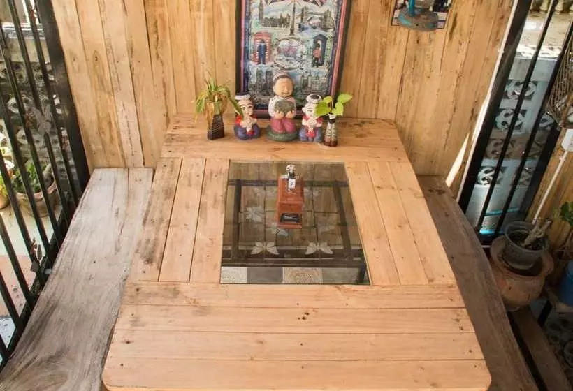 پانسیون Ban Bua House 1