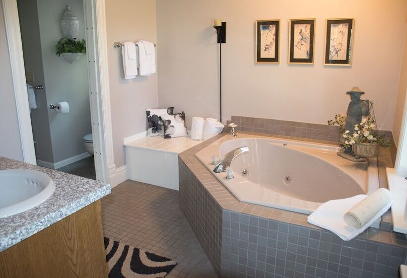 The Speckled Hen Inn B&b