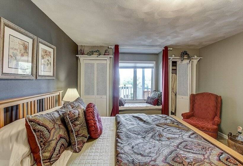 The Speckled Hen Inn B&b