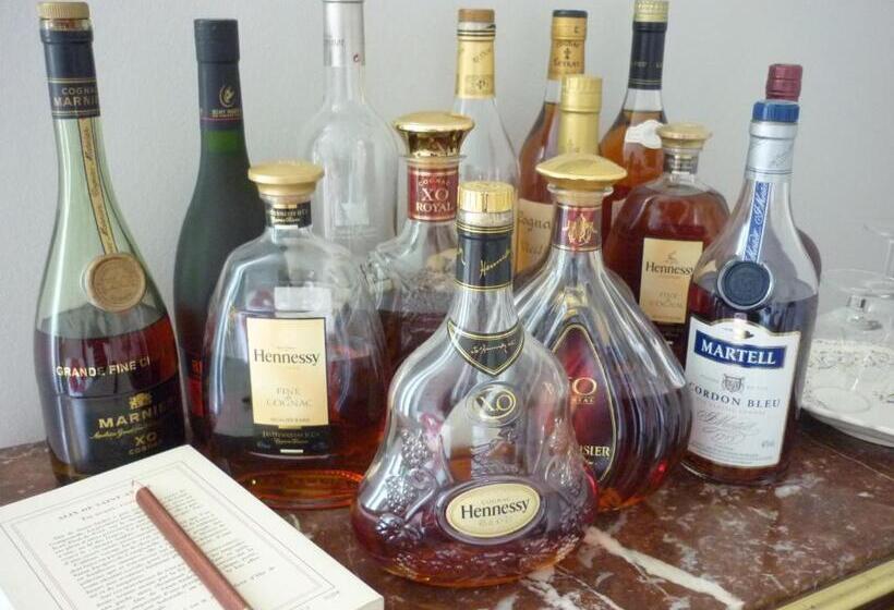 مبيت وإفطار Chambres D Hôtes Les Jardins De La Cathédrale