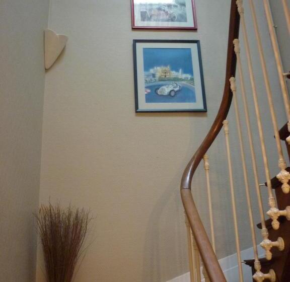 مبيت وإفطار Chambres D Hôtes Les Jardins De La Cathédrale