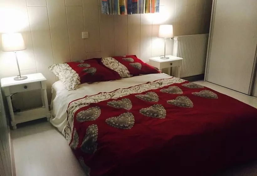 Chalet Campanules
