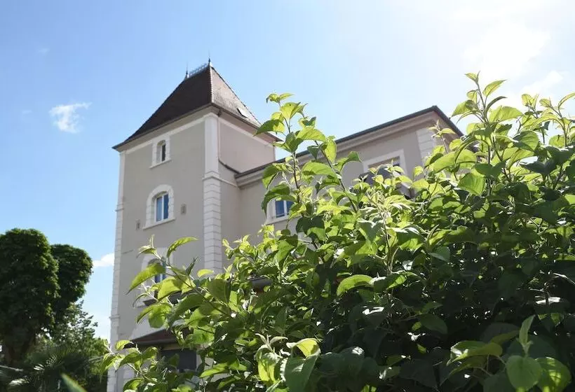 Hotelli Domaine Château De Sainte Croix