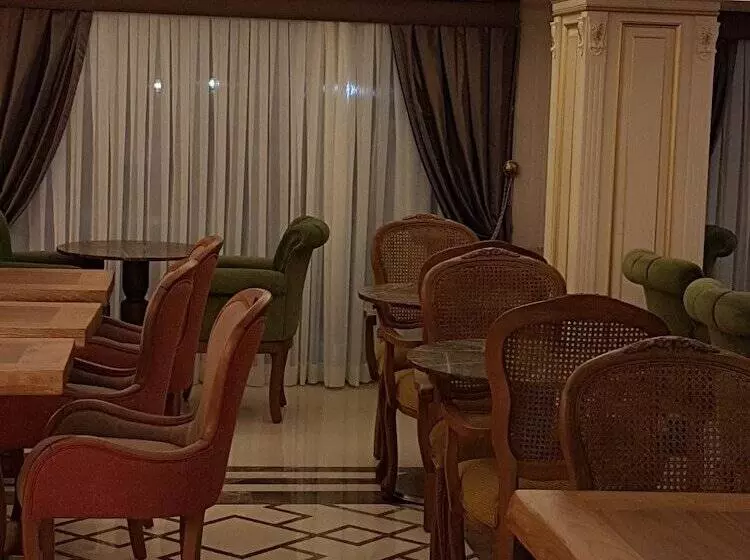 Grand Marcello Hotel & Spa