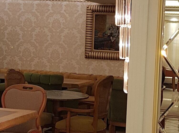 Grand Marcello Hotel & Spa