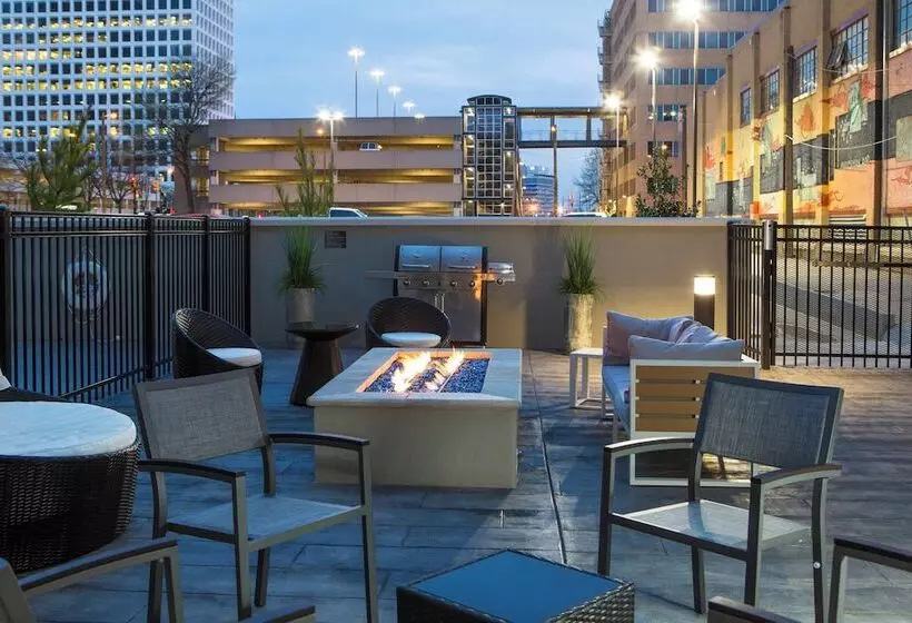 Hotelli Residence Inn By Marriott Tulsa Downtown