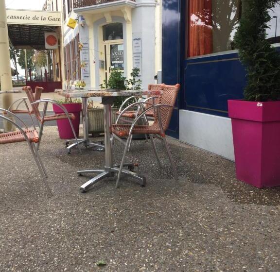 Отель Restaurant Du Chemin De Fer