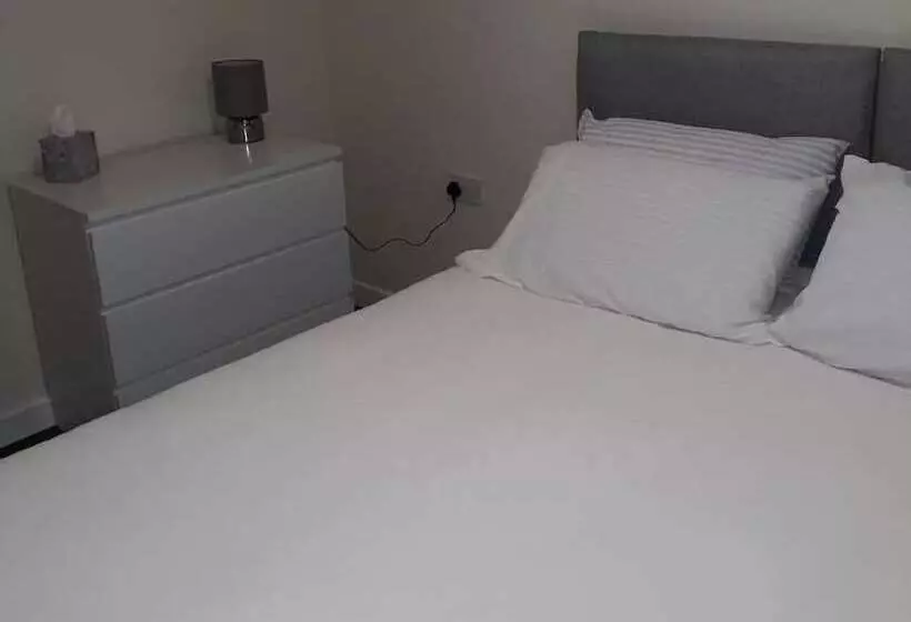 ペンション Stonefield Rooms