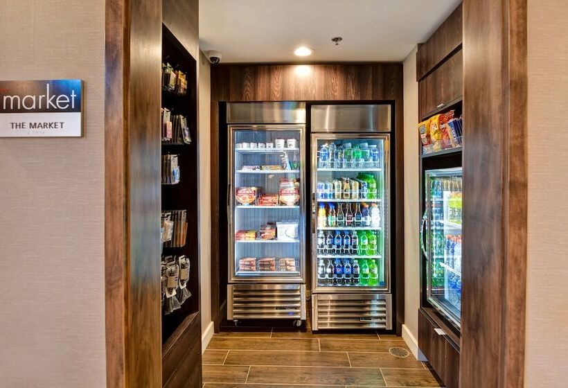 Residence Inn By Marriott Cleveland Airport/middleburg Heights