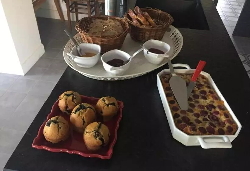 تختخواب و صبحانه A La Birochère Chambre D Hôtes Classée 3 Clés Et Accueil Vélo