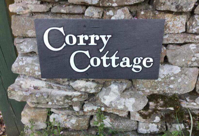 تختخواب و صبحانه The Snug @ Corry Cottage
