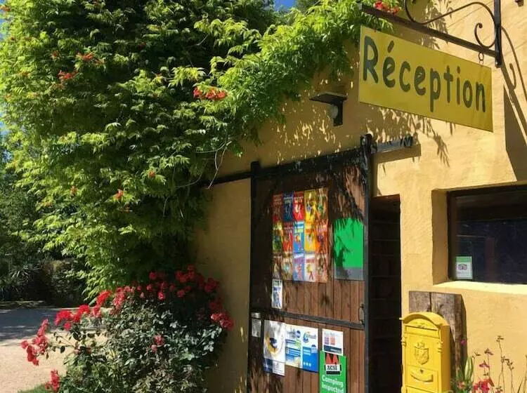 ホテル Camping La Ferme De Perdigat