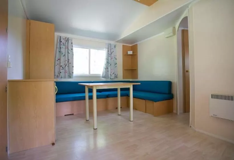 ホテル Camping La Ferme De Perdigat