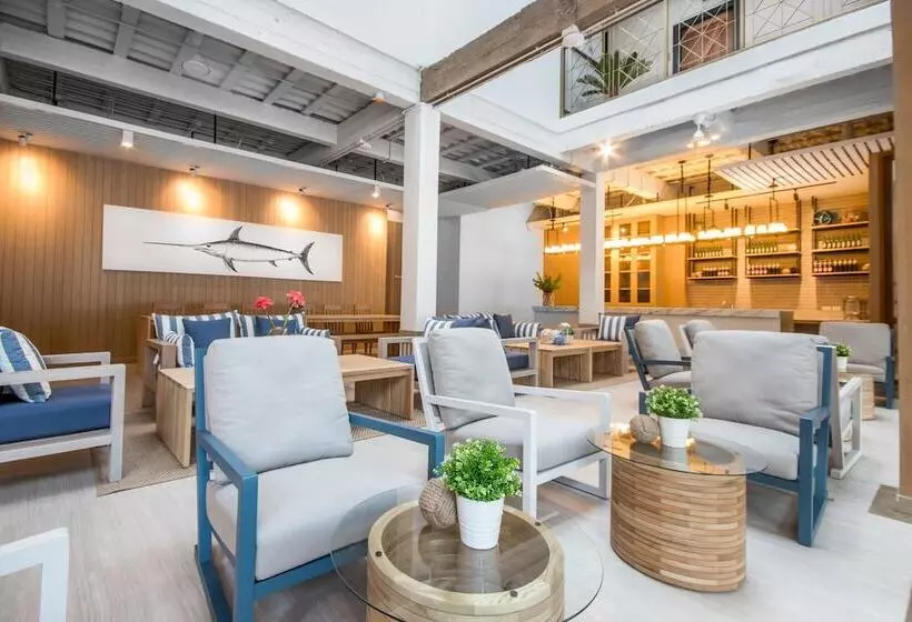 ホテル Mimi And Jim Coliving Space