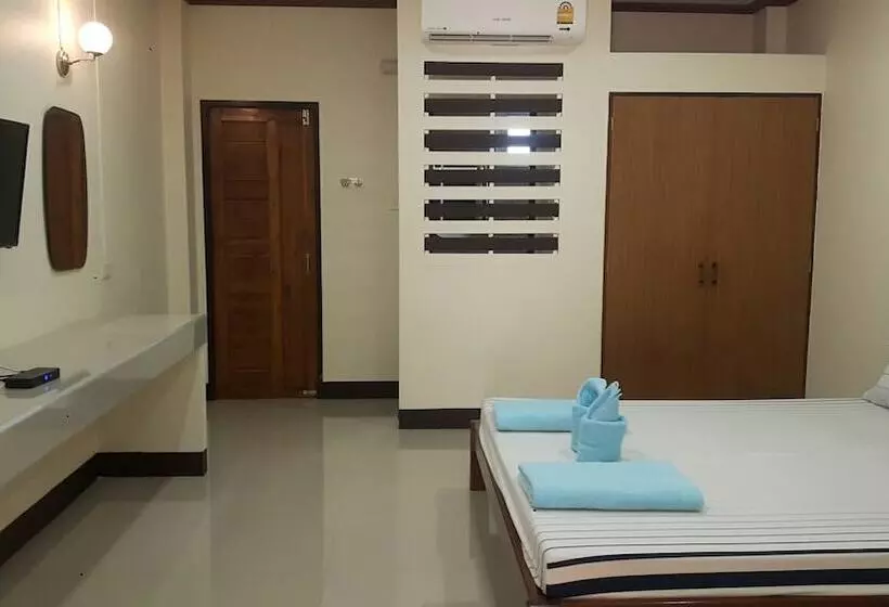 هتل Siri Apartment