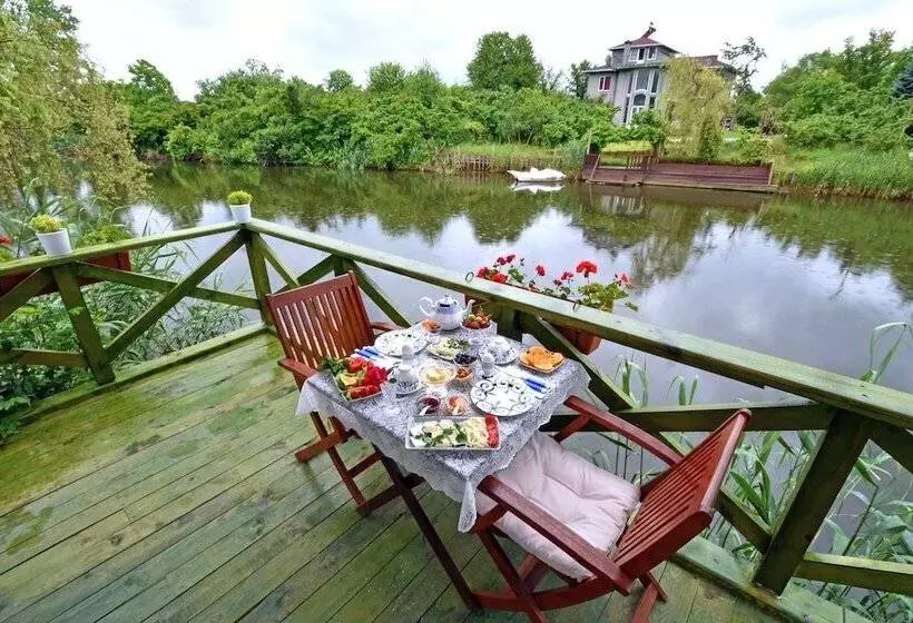 Hotelli Sweet Home River