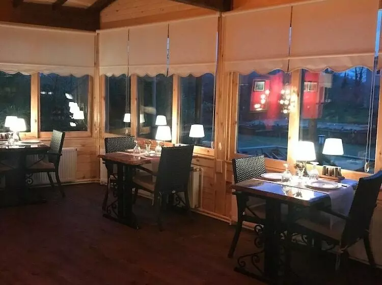 Hotelli Sweet Home River