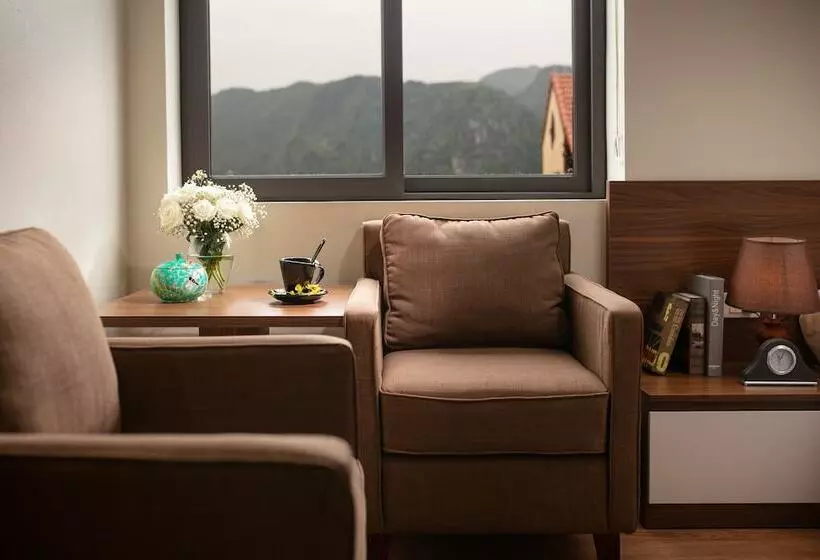 Tam Coc Holiday Hotel & Villa