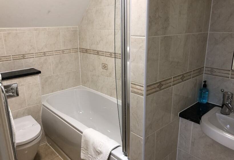 هتل The Corbet Arms