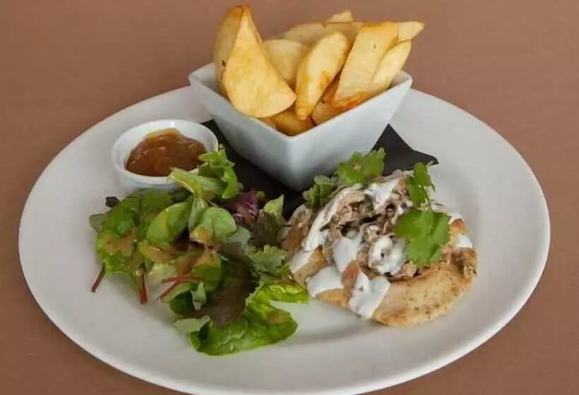 هتل The Corbet Arms