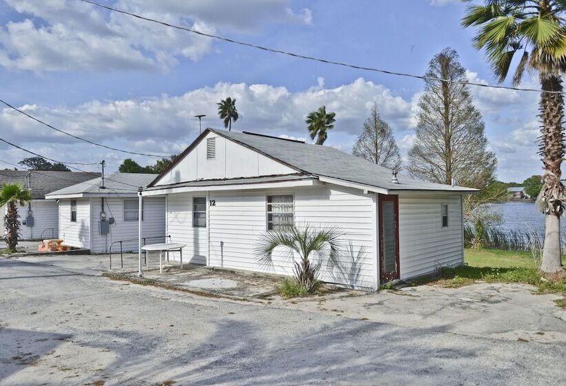 Lake Ida Beach Resort