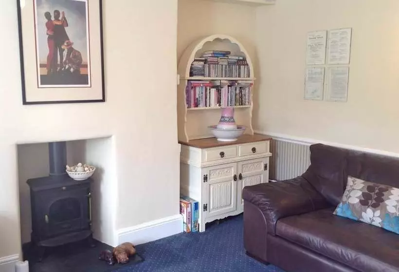 Majatalo The Spinney Country Guest House