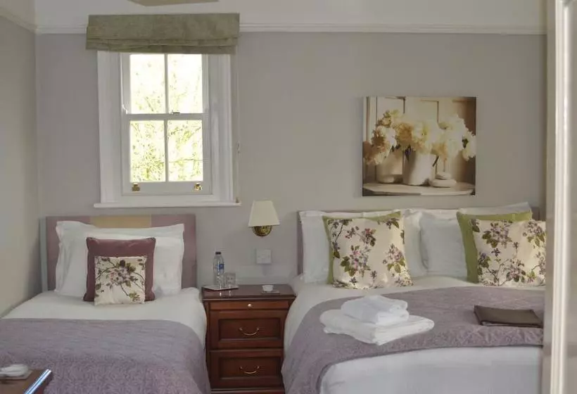 Majatalo The Spinney Country Guest House