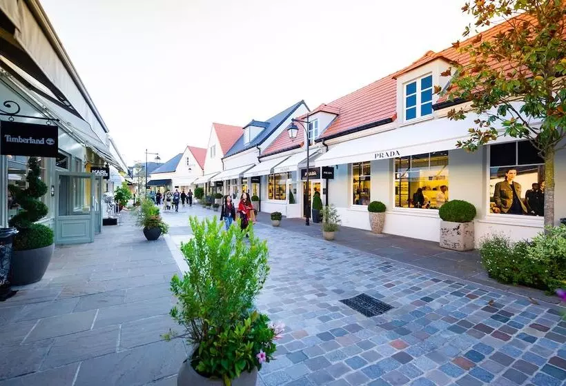 Staycity Aparthotels Near Disneyland Paris