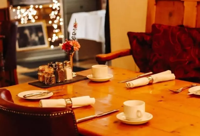 Aamiaismajoitus (B&B) Arosfa Harbourside Guesthouse