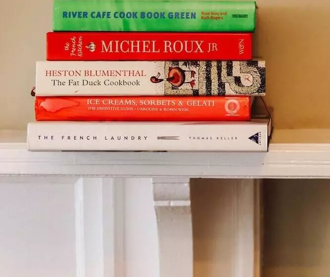 Aamiaismajoitus (B&B) Arosfa Harbourside Guesthouse