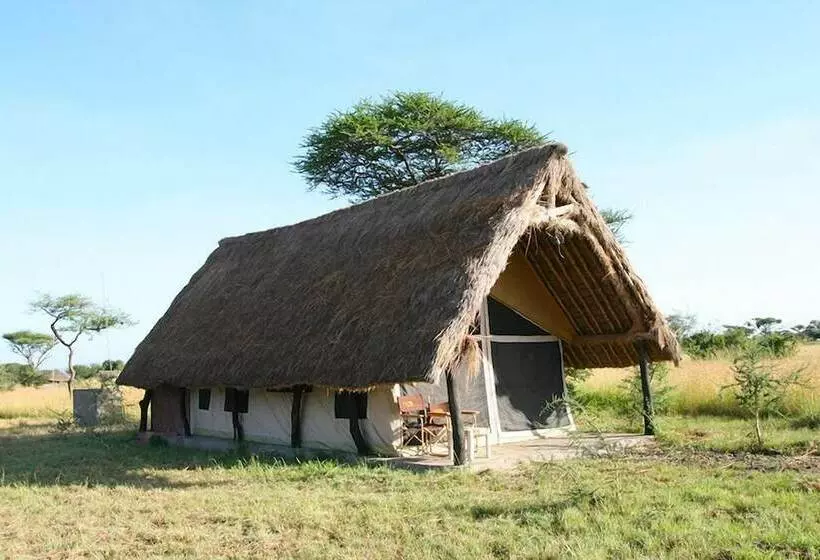 هتل Robanda Safari Camp