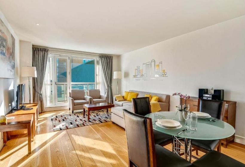 هتل Studyo By Bridgestreet, Canary Wharf