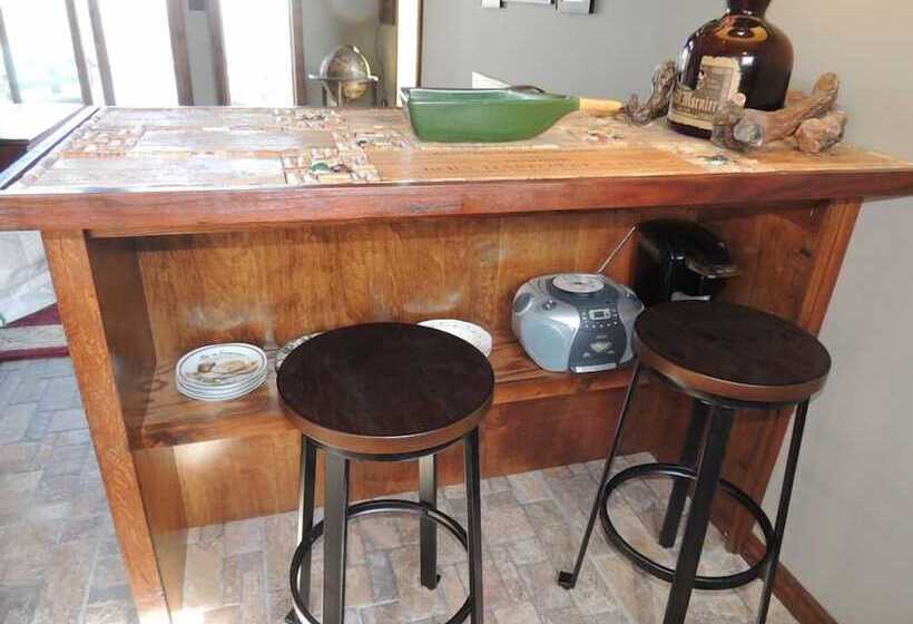 Pinckney Bend Bed & Breakfast