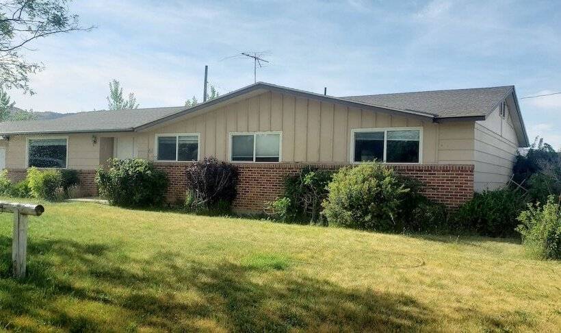 Bryce Valley Lodging