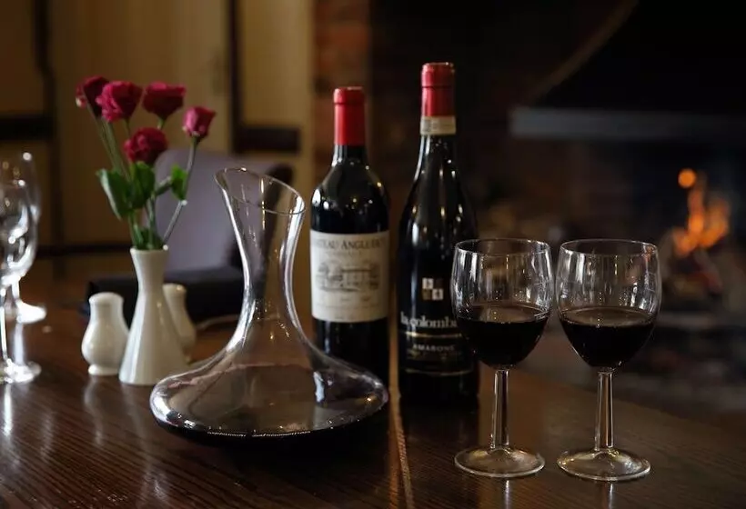 Hostal Recruiting Sergeant