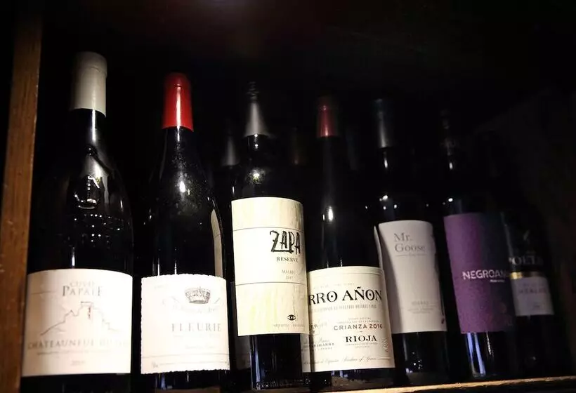 Hostal Recruiting Sergeant