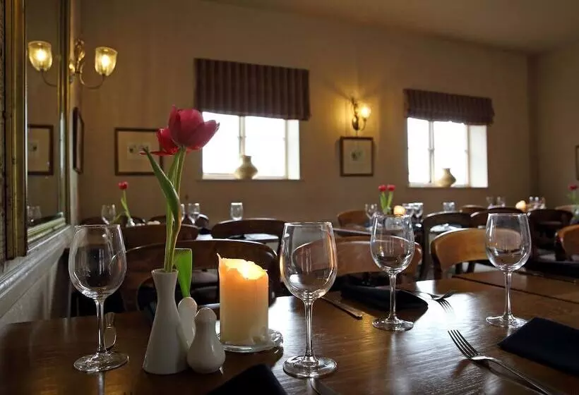 Hostal Recruiting Sergeant