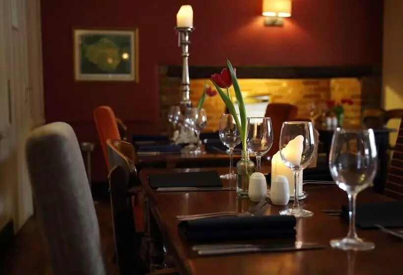 Hostal Recruiting Sergeant