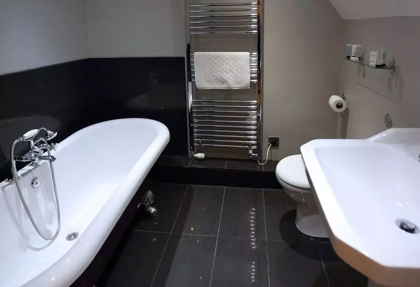 Hostal Recruiting Sergeant